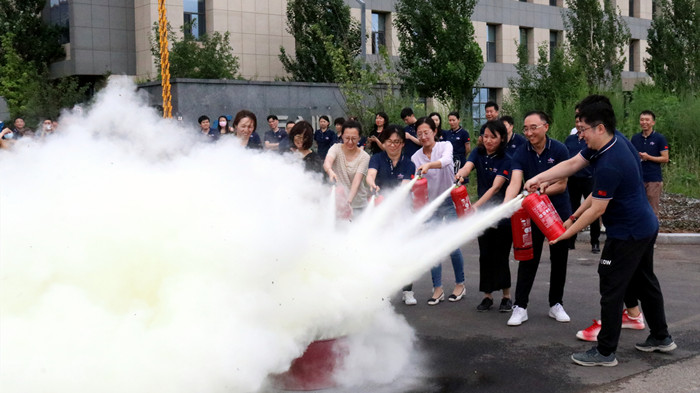 ���ſ�չ��������������ѵ��Ӧ������