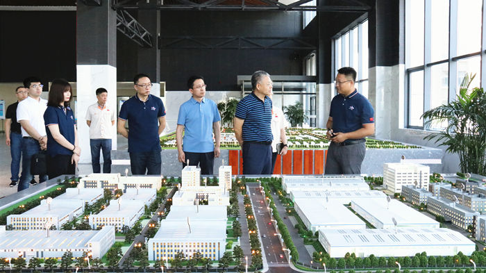 ����DB�����콢��ҵ�����������������ſ�չ��̸����